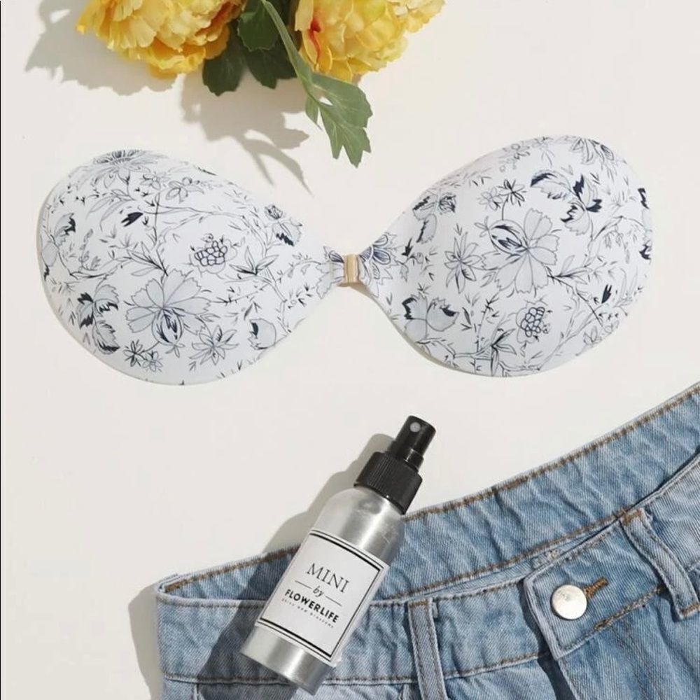 Self Adhesive Strapless Bra